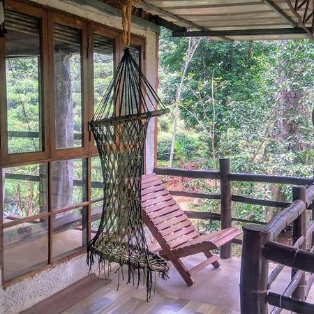 Bed and Breakfast Jungle Jive Tree House Муннар Экстерьер фото