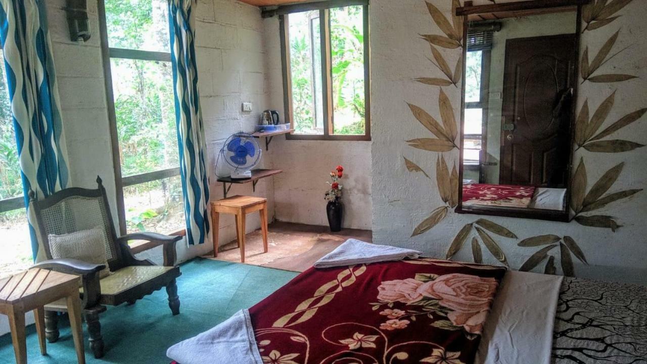 Bed and Breakfast Jungle Jive Tree House Муннар Экстерьер фото